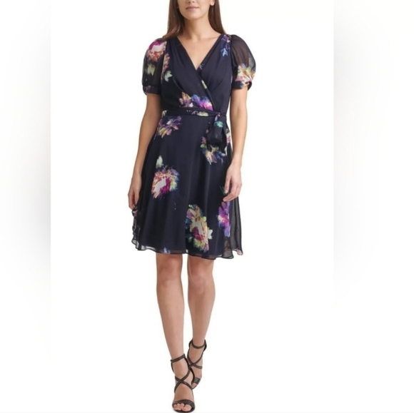 Dkny Dresses & Skirts - NWOT! Bohemian Floral Women's Knot Sleeve DKNY Faux-Wrap Dress Size 6